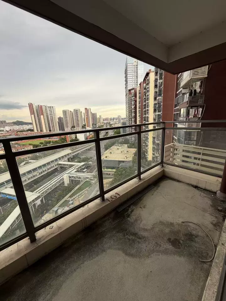 深圳市龙岗区横岗街道地铁锦上花园1栋E座1801