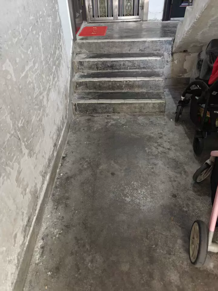 深圳市南山区深宝路松坪山住宅楼9栋703