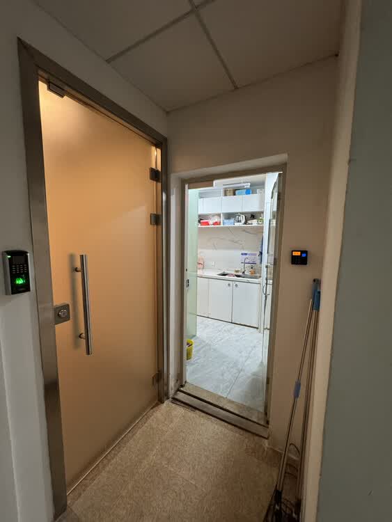 深圳市福田区中心区东南部时代财富大厦20B号、20C号、20D号、20E