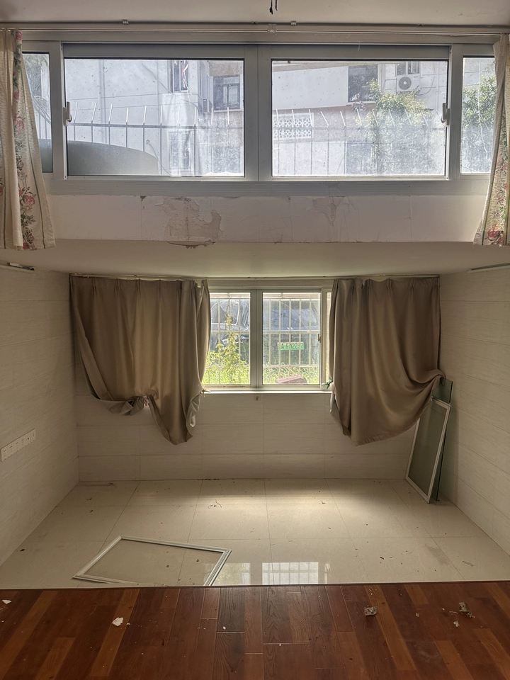 上海市虹口区凉城三村31号102室的房屋