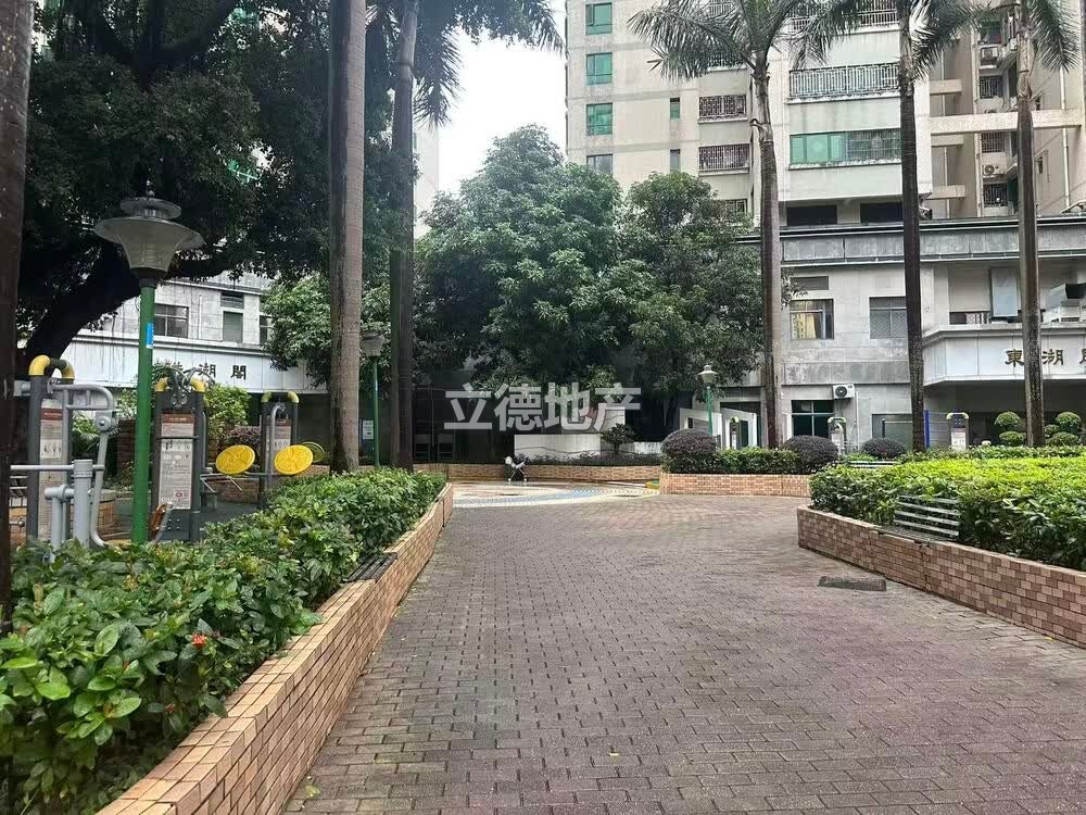 深圳市罗湖区翠竹路2038号一号区新港鸿花园银湖阁2302
