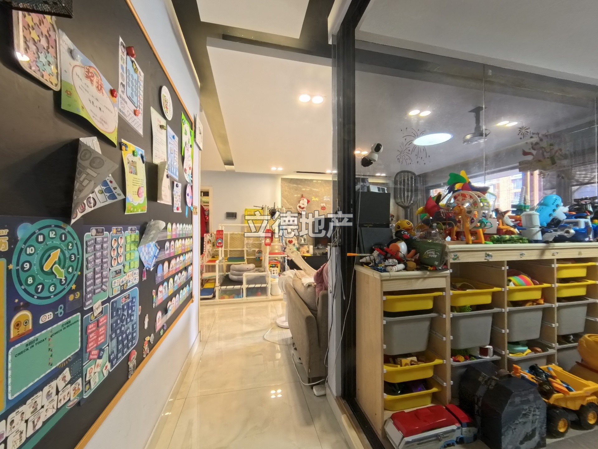 星河丹堤F区改善大3房