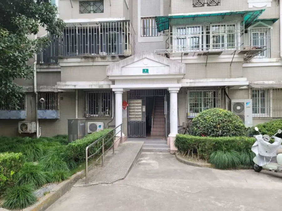 上海市宝山区华灵路80弄9号301室房产