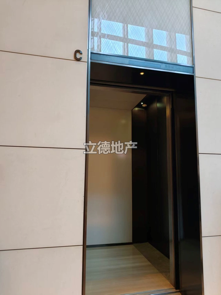 深圳市福田街道滨河大道南京基滨河时代广场北区(二期)1403