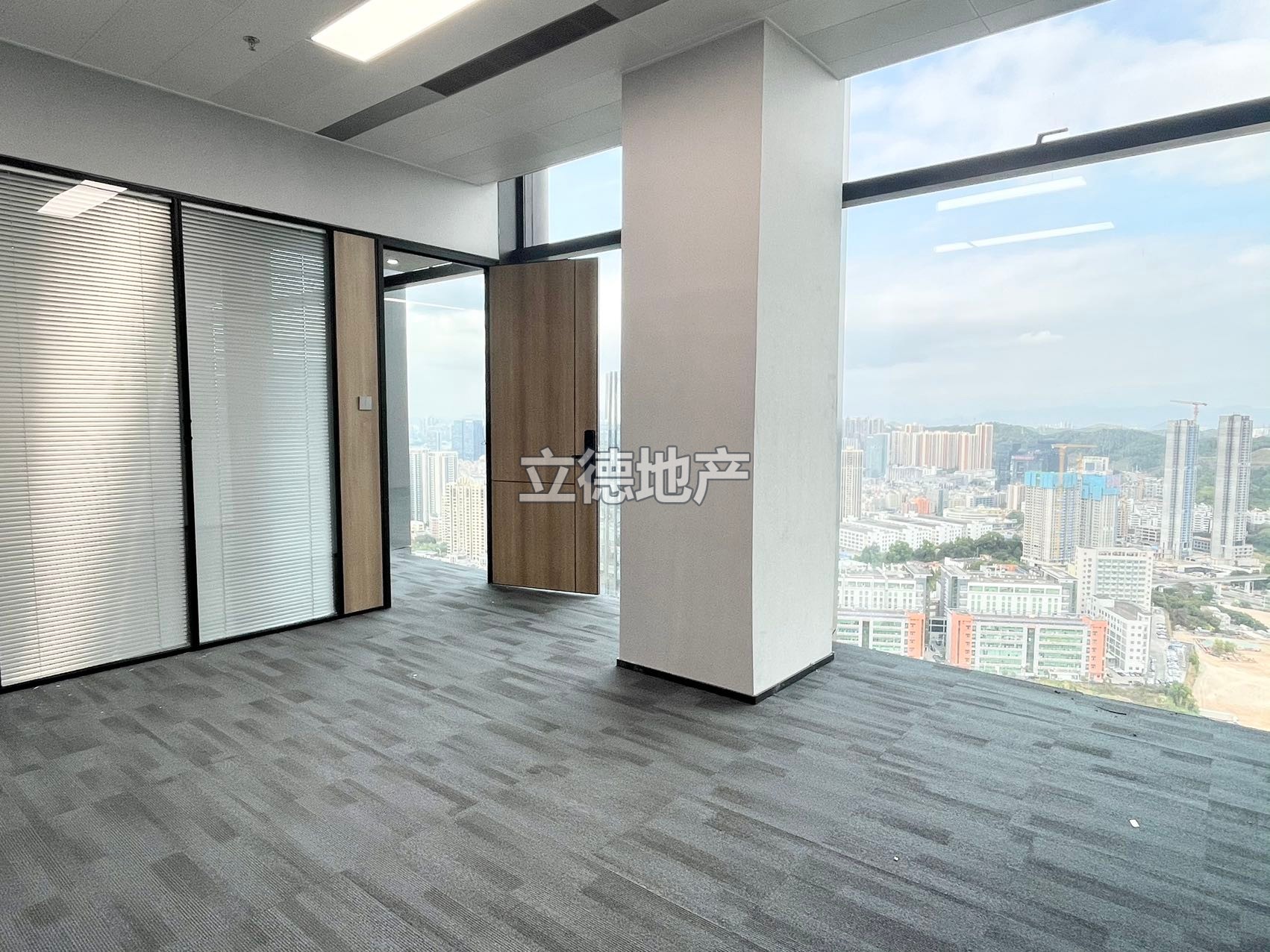乐荟中心3栋A2(户型方正,视野好)