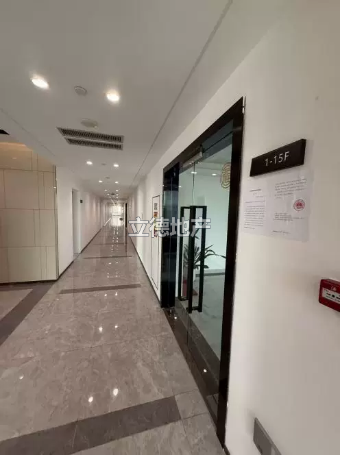 深圳市龙华街道清湖工业园宝能科技园12栋01