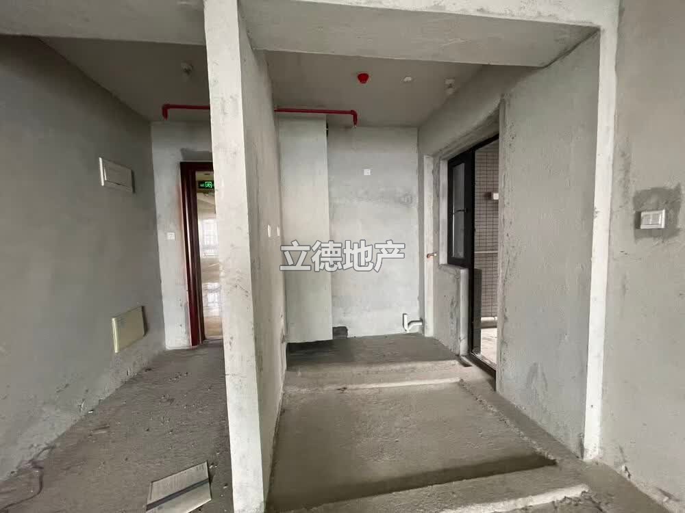 深圳市龙岗区坪地街道君胜熙珑山花园5栋D座房产共56套