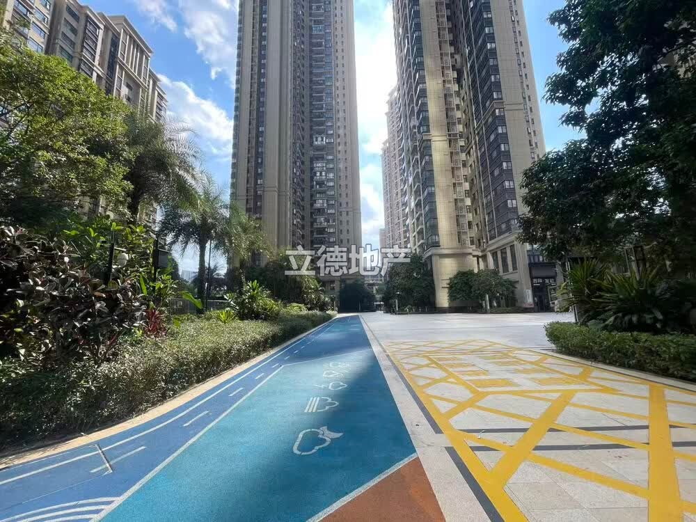 深圳市龙岗区龙城街道远洋新天地水岸花园8栋48B
