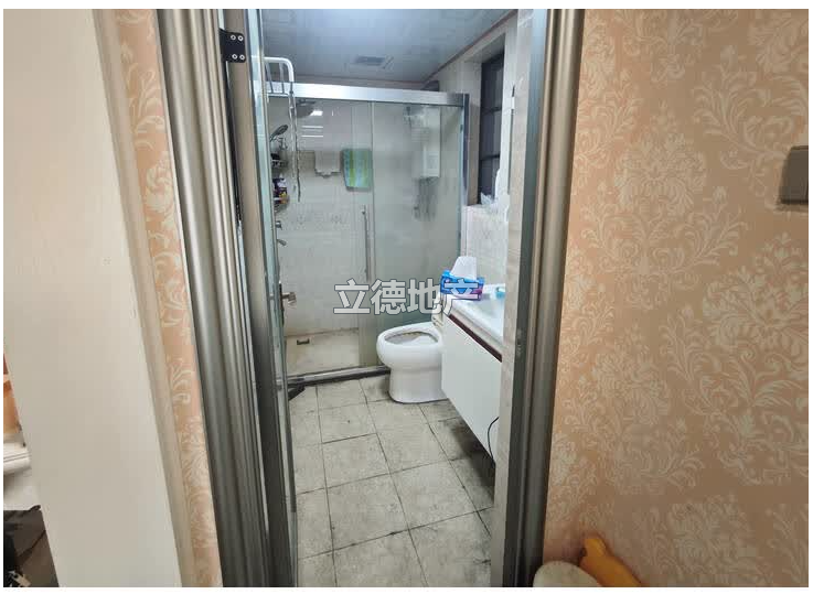 深圳市罗湖区太白路口崇德雍翠华府御翠阁6G