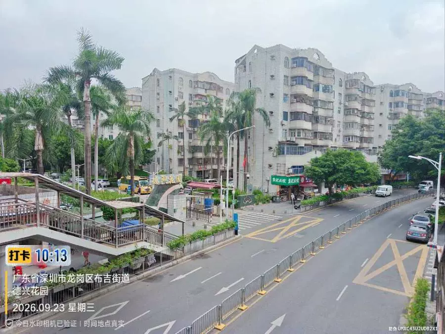 深圳市龙岗区布吉镇德兴花园德寿苑1栋复式706、1栋806