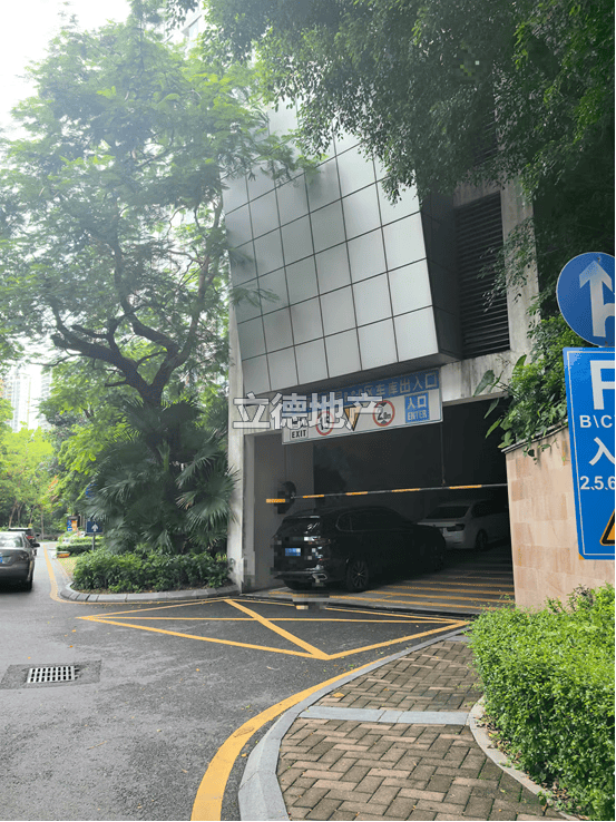深圳市福田区香蜜湖路与侨香路交汇处金地网球花园(一期)3号楼2-9F